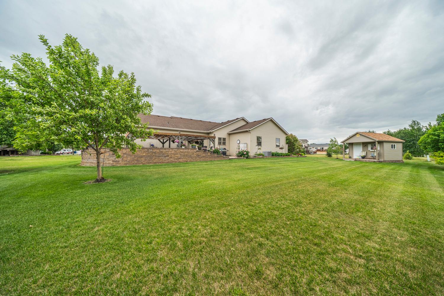 969 32nd Street S, Moorhead MN 56560 - Photo 7 of 46