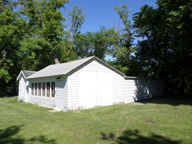201 Greenwood Street E, Thief River Falls MN 56701 - Photo 28 of 32