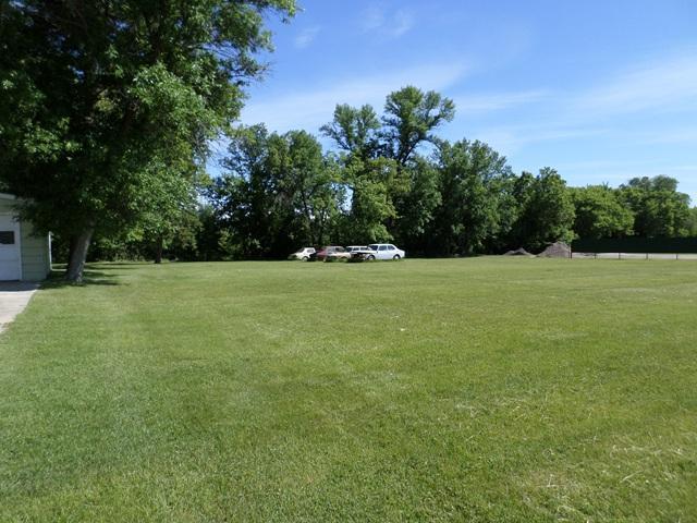 201 Greenwood Street E, Thief River Falls MN 56701 - Photo 29 of 32