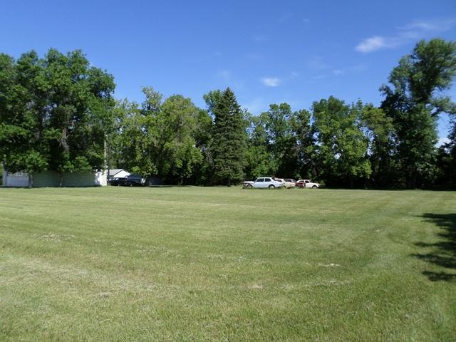 201 Greenwood Street E, Thief River Falls MN 56701 - Photo 30 of 32