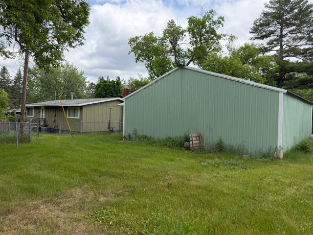 1977 single family home for sale at 407 Lake Avenue in Park Rapids, MN — 4 bed, 2 bath (photo 6 of 27)