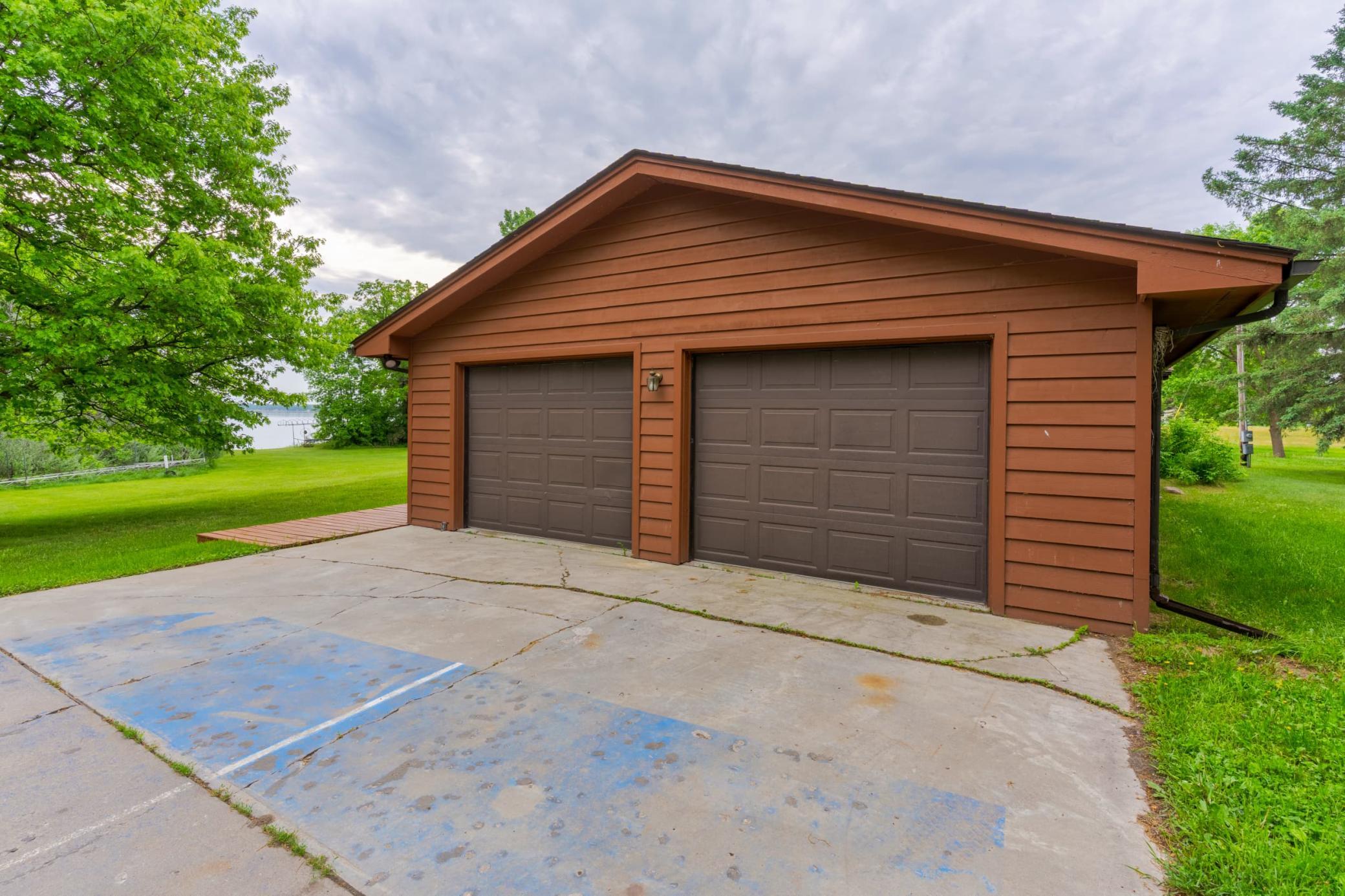 1972 single family home for sale at 51892 Wildflower Drive in Bemidji, MN — 4 bed, 3 bath (photo 12 of 48)