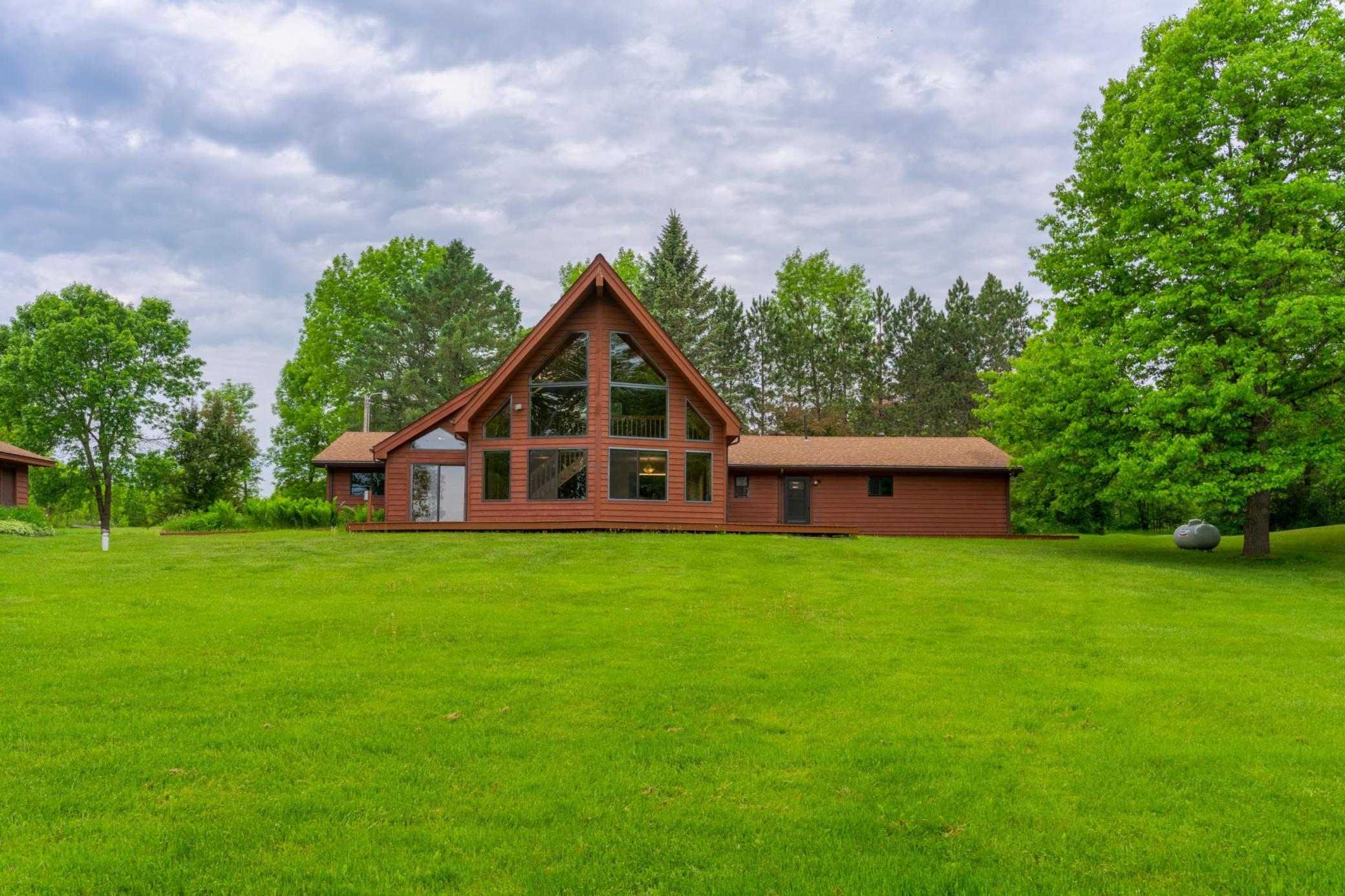 1972 single family home for sale at 51892 Wildflower Drive in Bemidji, MN — 4 bed, 3 bath (photo 28 of 48)