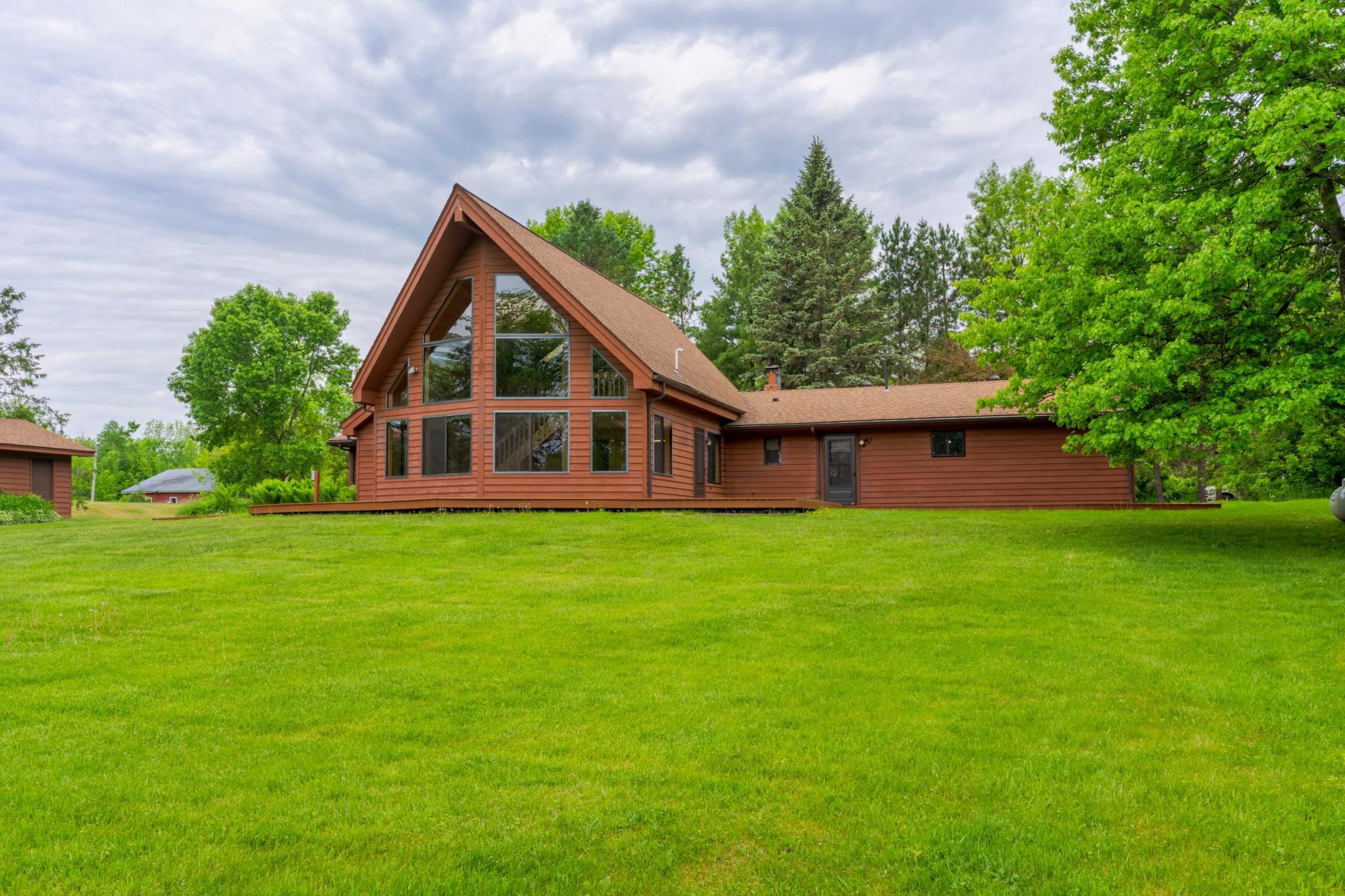 1972 single family home for sale at 51892 Wildflower Drive in Bemidji, MN — 4 bed, 3 bath (photo 31 of 48)
