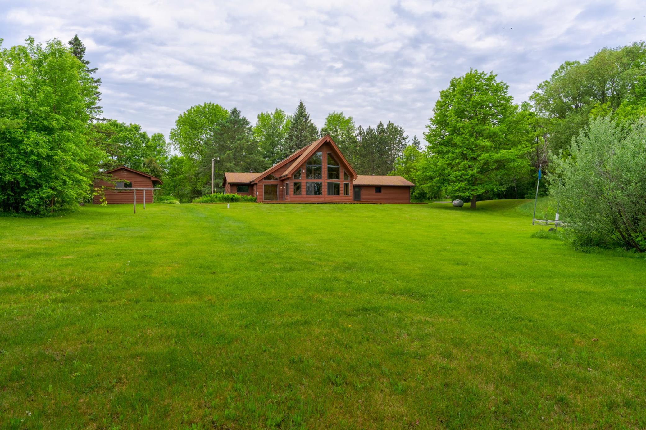 1972 single family home for sale at 51892 Wildflower Drive in Bemidji, MN — 4 bed, 3 bath (photo 32 of 48)