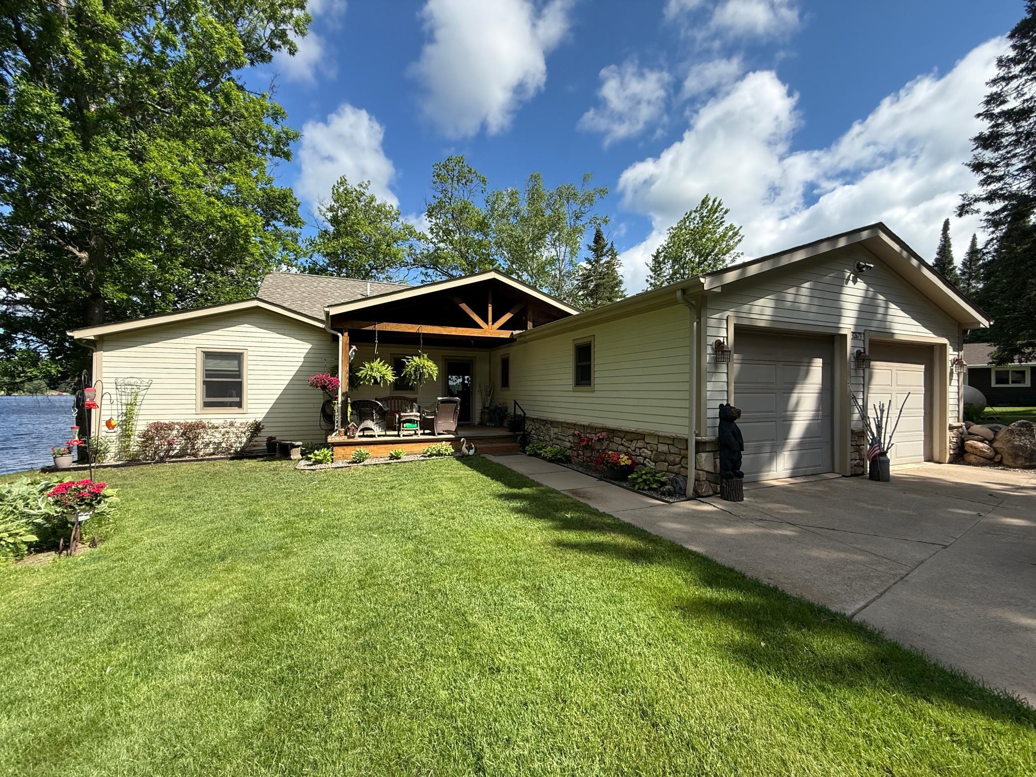 2006 single family home for sale at 32673 308th Place in Aitkin, MN — 3 bed, 3 bath (photo 3 of 33)