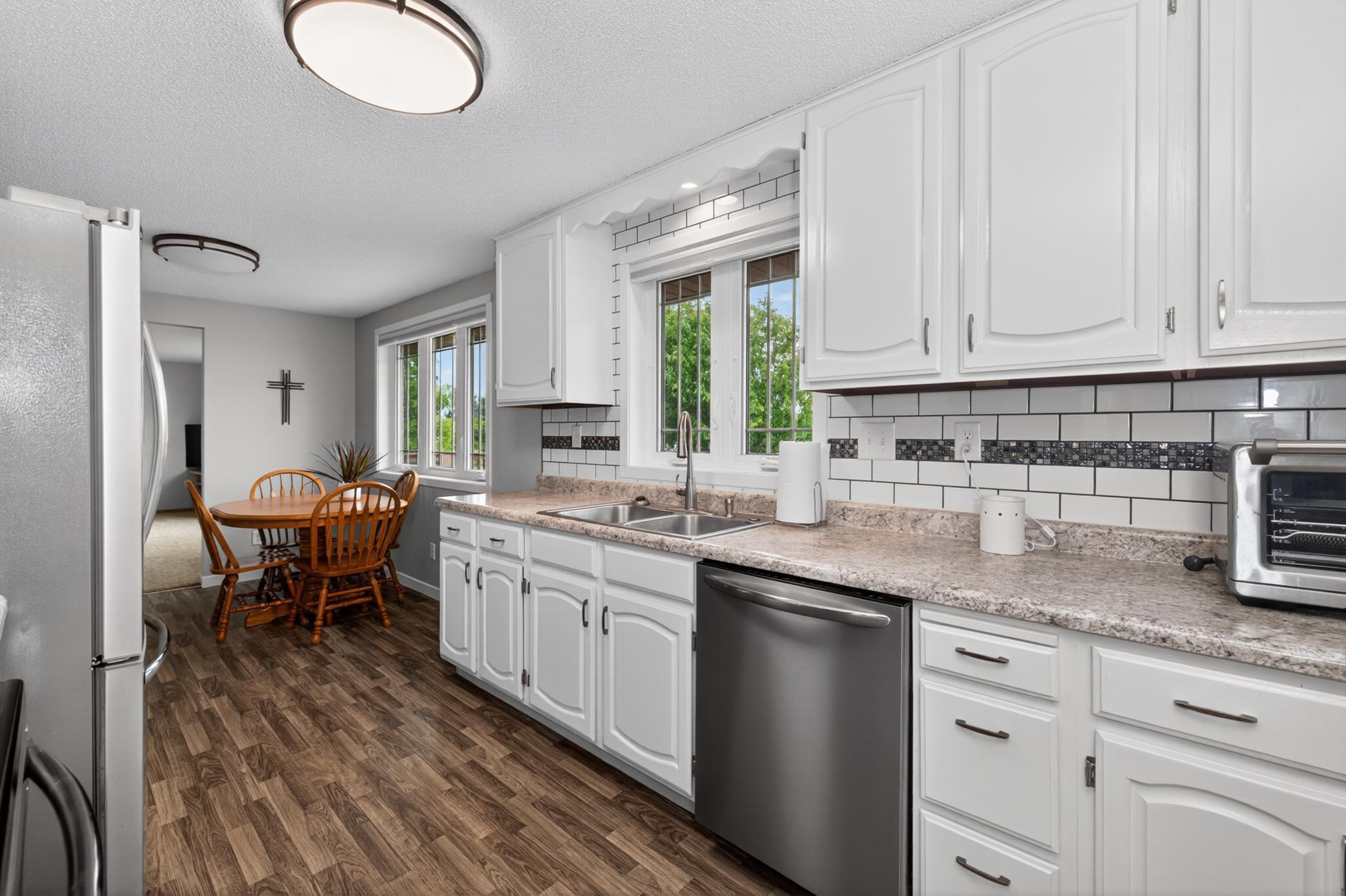 1980 single family home for sale at 101 Grant Street in Finley, ND — 3 bed, 2 bath (photo 26 of 36)