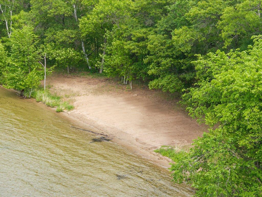 1960 single family home for sale at 36003 Schaller Lane in Pequot Lakes, MN — 2 bed, 1 bath (photo 7 of 18)