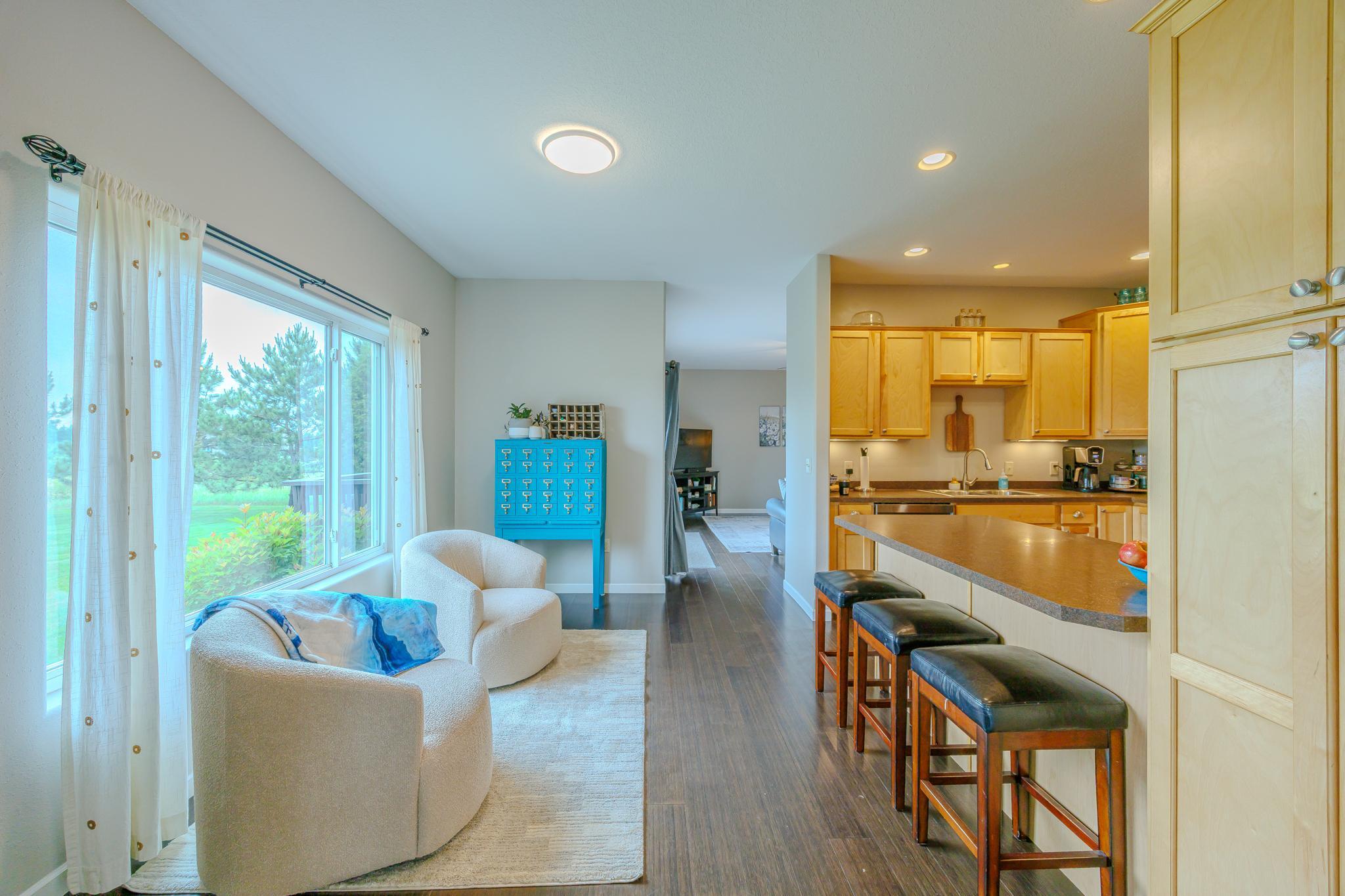 2008 single family home for sale at 1320 Whiting Road NW, Unit 39 in Bemidji, MN — 4 bed, 3 bath (photo 11 of 95)