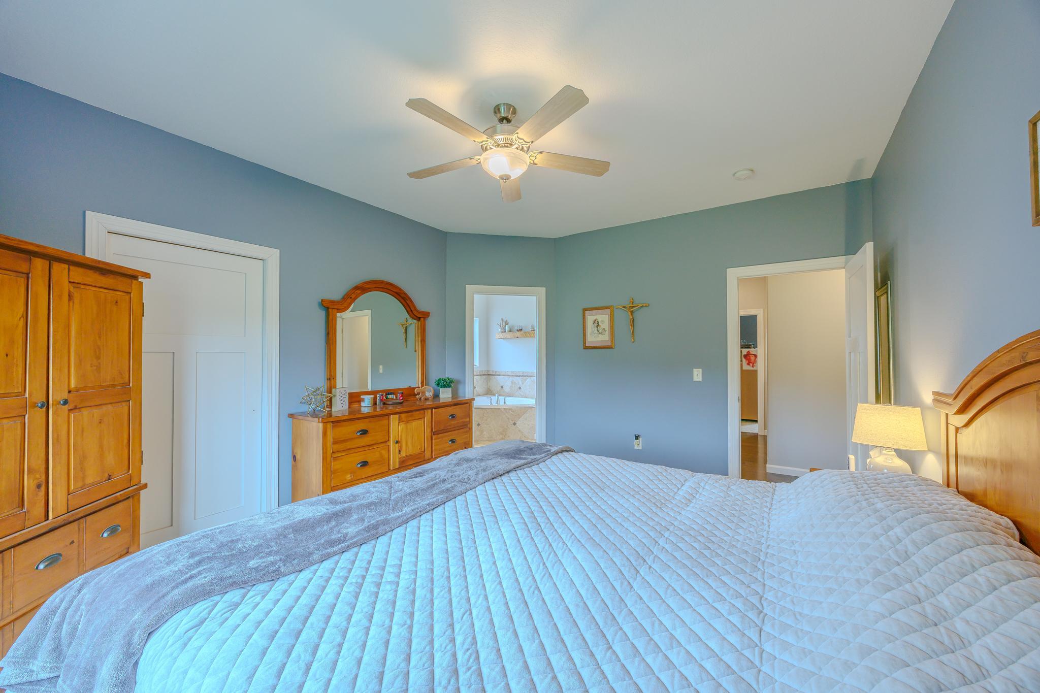 2008 single family home for sale at 1320 Whiting Road NW, Unit 39 in Bemidji, MN — 4 bed, 3 bath (photo 21 of 95)