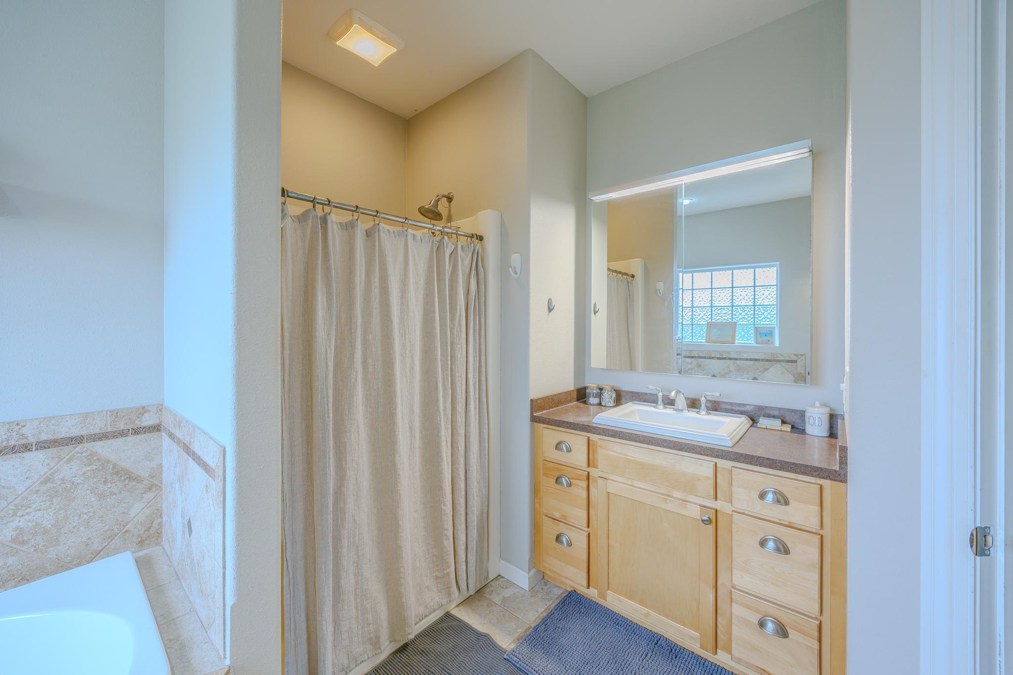2008 single family home for sale at 1320 Whiting Road NW, Unit 39 in Bemidji, MN — 4 bed, 3 bath (photo 22 of 95)
