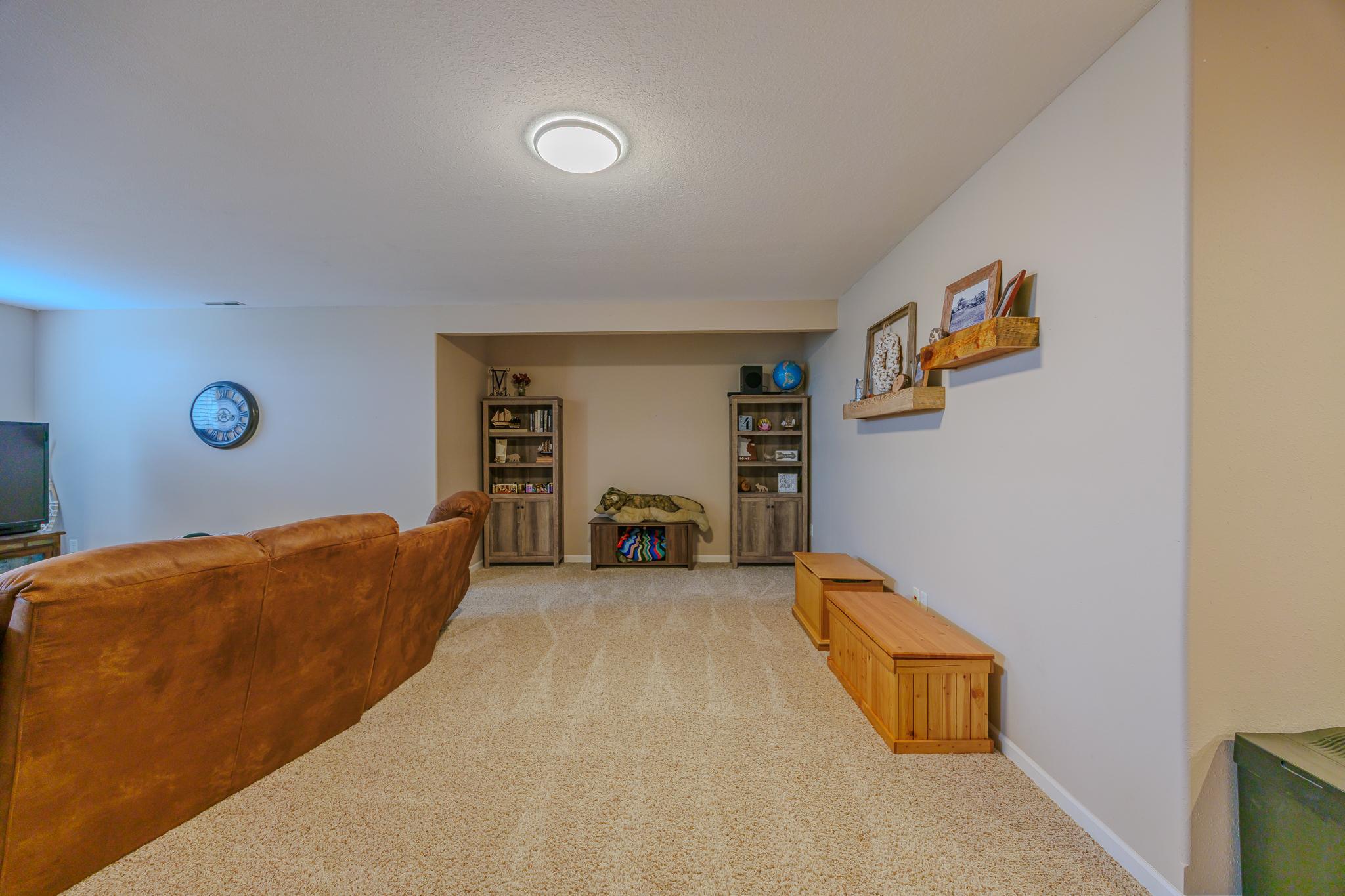 2008 single family home for sale at 1320 Whiting Road NW, Unit 39 in Bemidji, MN — 4 bed, 3 bath (photo 36 of 95)