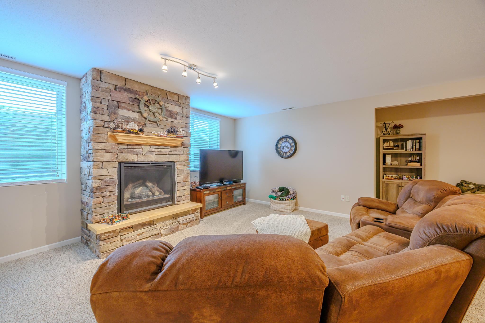 2008 single family home for sale at 1320 Whiting Road NW, Unit 39 in Bemidji, MN — 4 bed, 3 bath (photo 39 of 95)