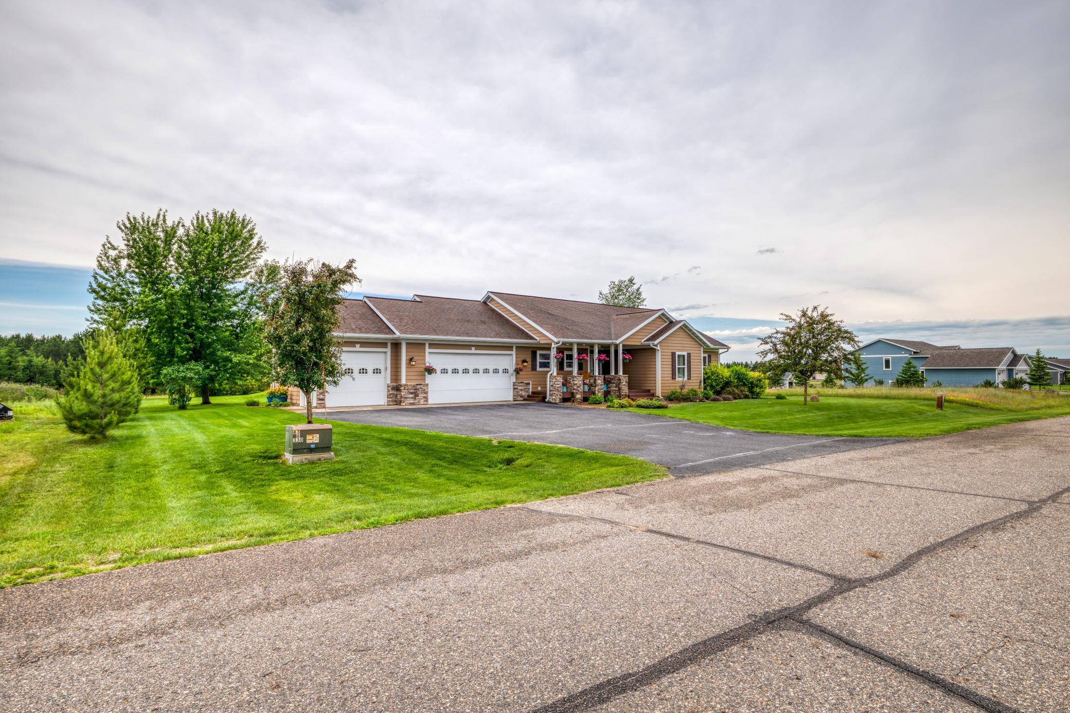 2008 single family home for sale at 1320 Whiting Road NW, Unit 39 in Bemidji, MN — 4 bed, 3 bath (photo 67 of 95)