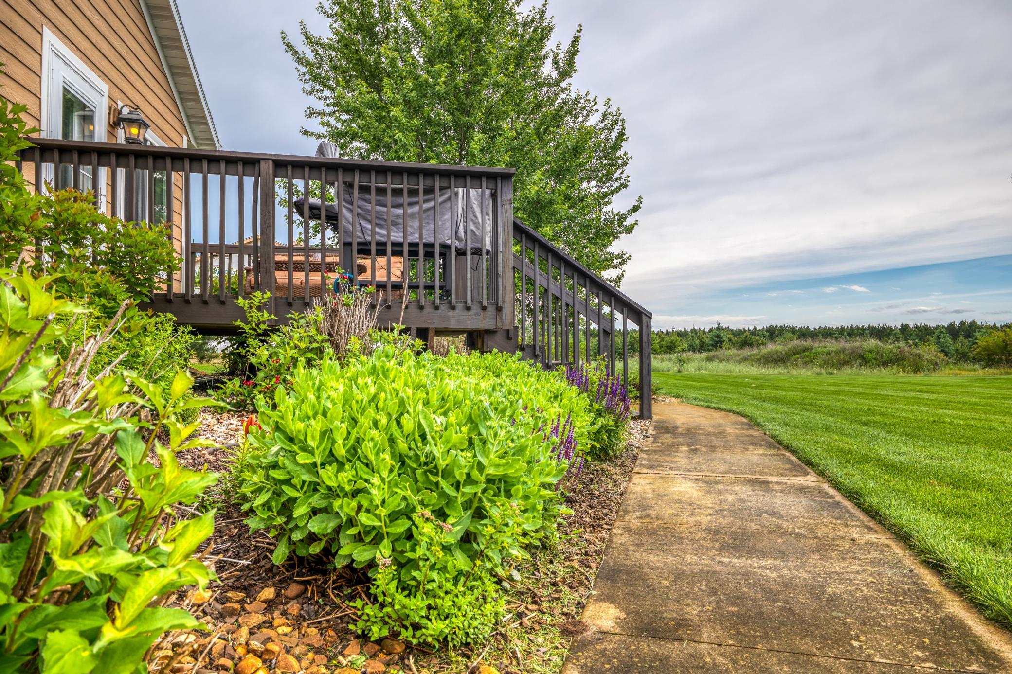 2008 single family home for sale at 1320 Whiting Road NW, Unit 39 in Bemidji, MN — 4 bed, 3 bath (photo 89 of 95)