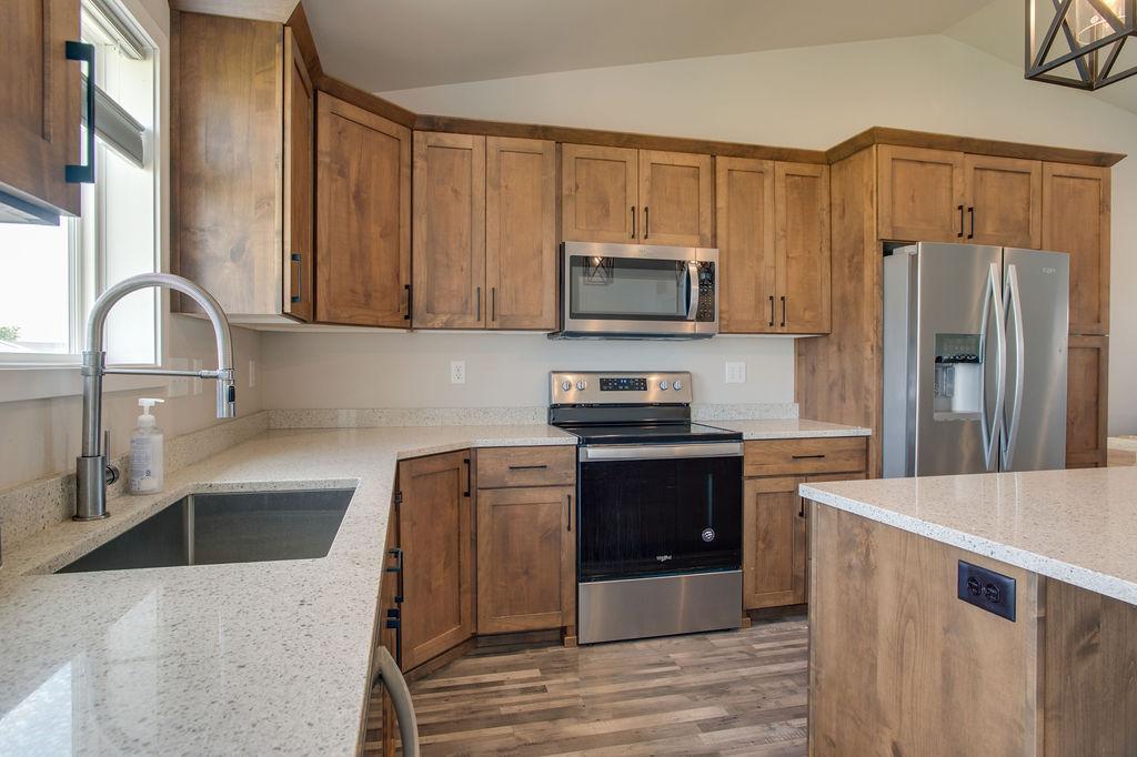 4514 13th S Street, Moorhead MN 56560 - Photo 15 of 41