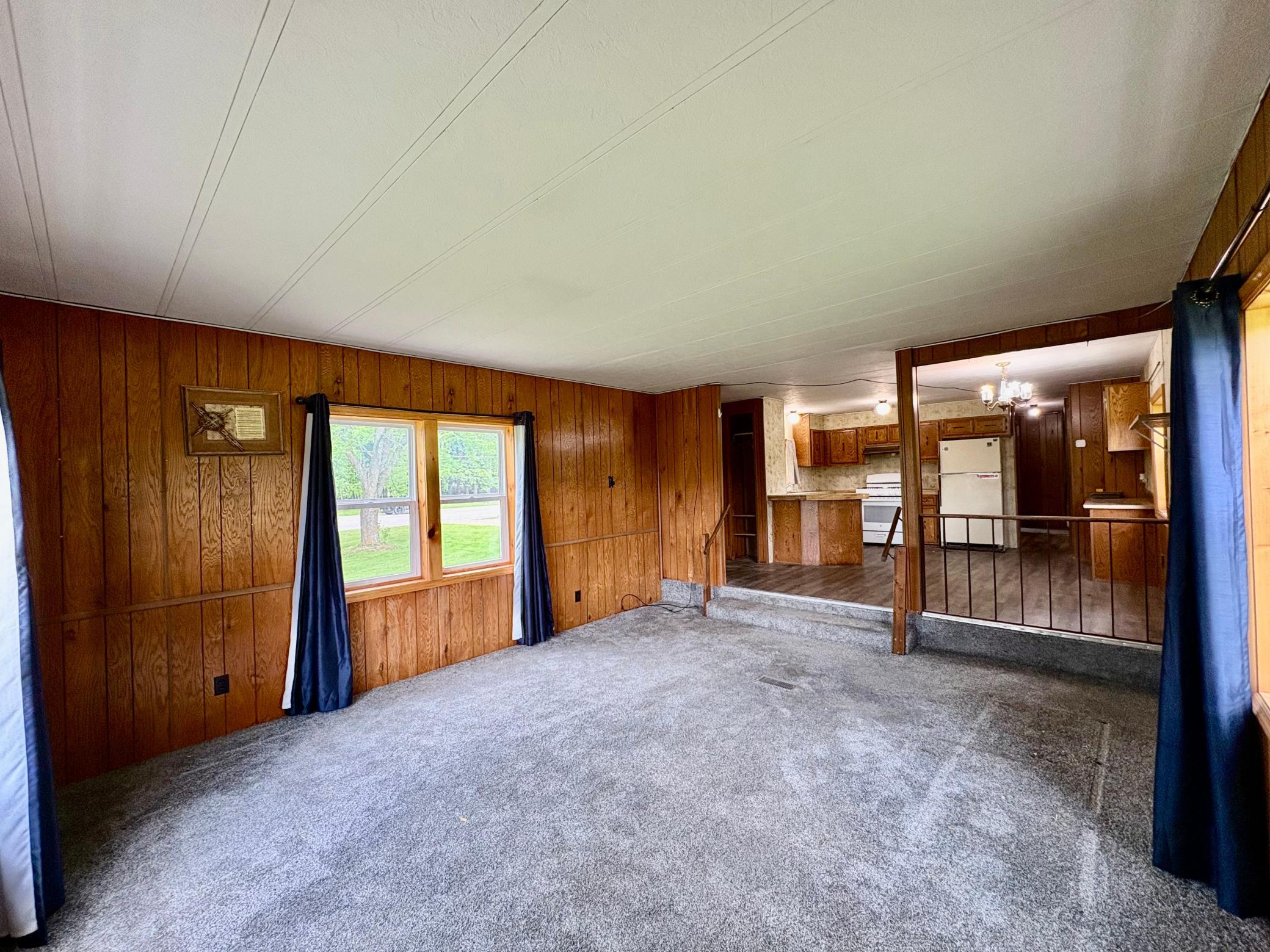 210 3rd Avenue SW, Baudette MN 56623 - Photo 9 of 28