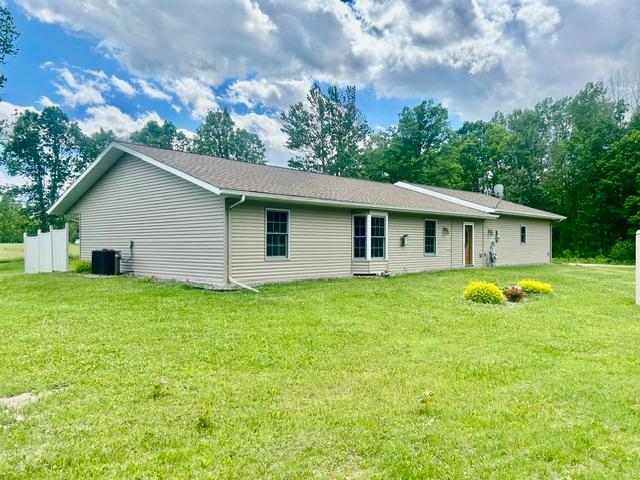2007 single family home for sale at 30873 Harris Town Road in Grand Rapids, MN — 3 bed, 2 bath (photo 8 of 26)
