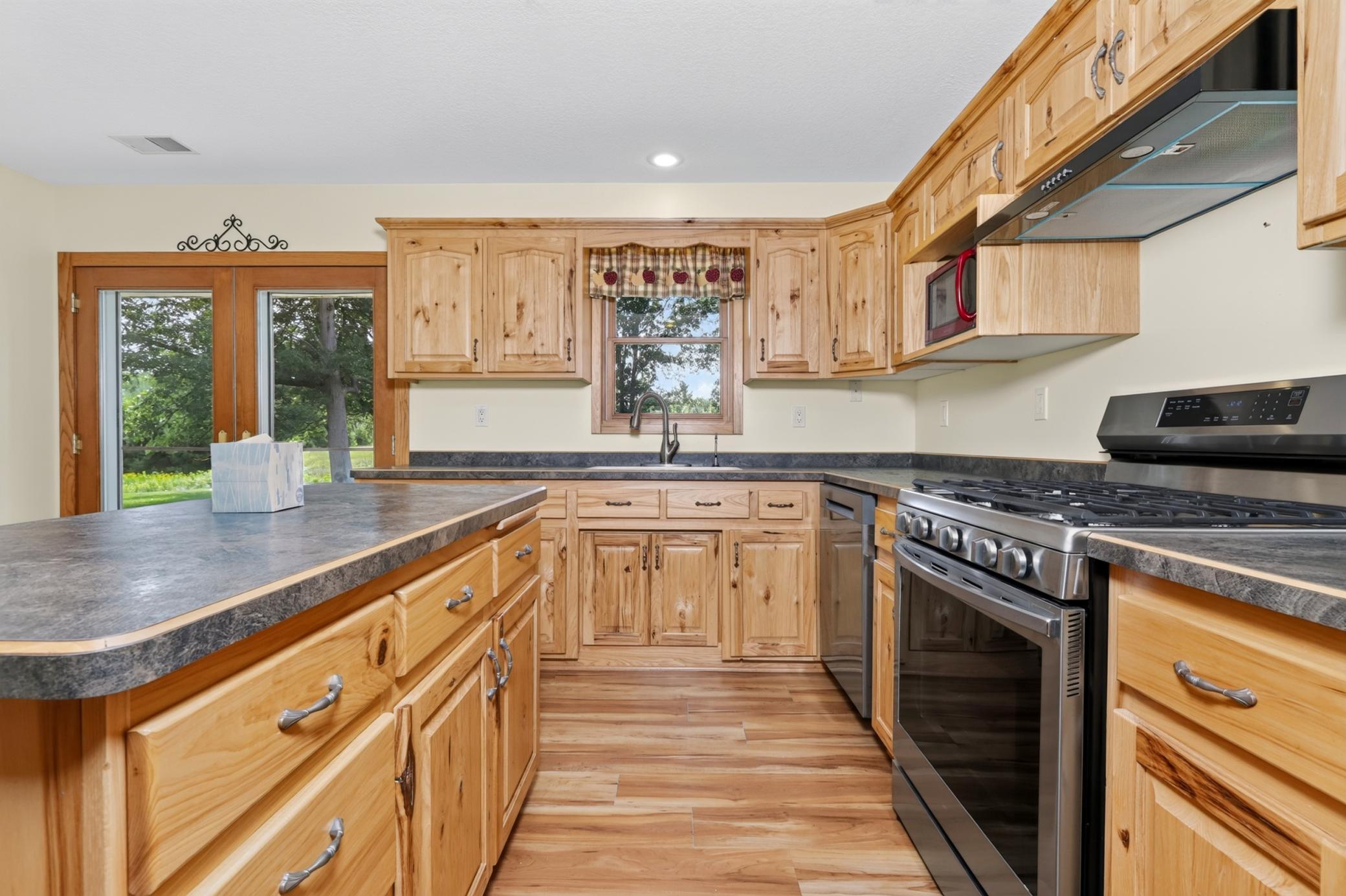 2007 single family home for sale at 30873 Harris Town Road in Grand Rapids, MN — 3 bed, 2 bath (photo 10 of 26)