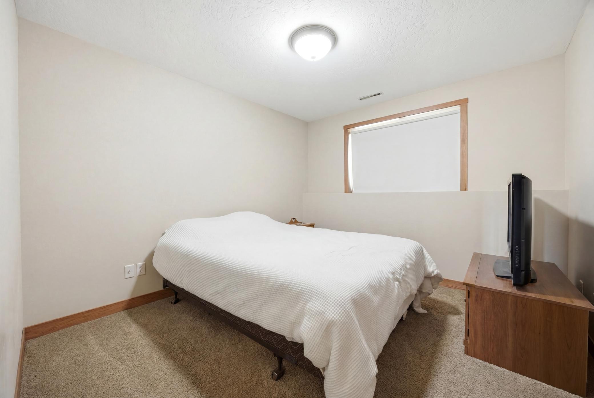 1403 35th Street S Circle, Moorhead MN 56560 - Photo 18 of 33