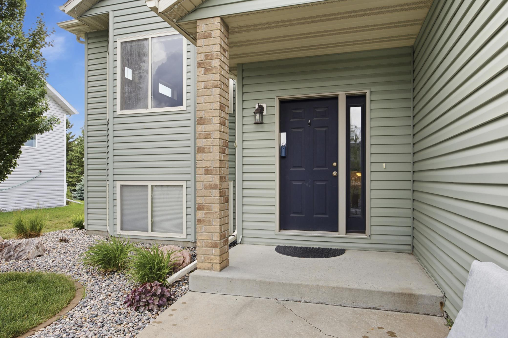 1403 35th Street S Circle, Moorhead MN 56560 - Photo 3 of 33