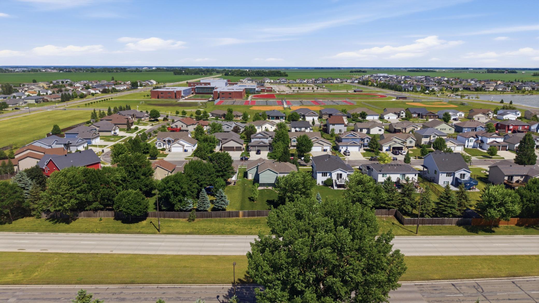1403 35th Street S Circle, Moorhead MN 56560 - Photo 31 of 33