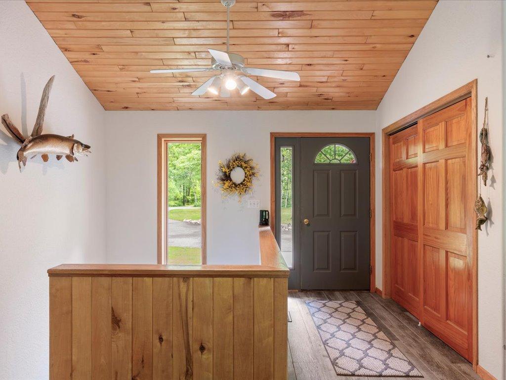 1995 single family home for sale at 8343 Timber Lane in Nisswa, MN — 3 bed, 3 bath (photo 11 of 48)