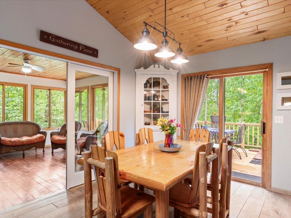 1995 single family home for sale at 8343 Timber Lane in Nisswa, MN — 3 bed, 3 bath (photo 4 of 48)
