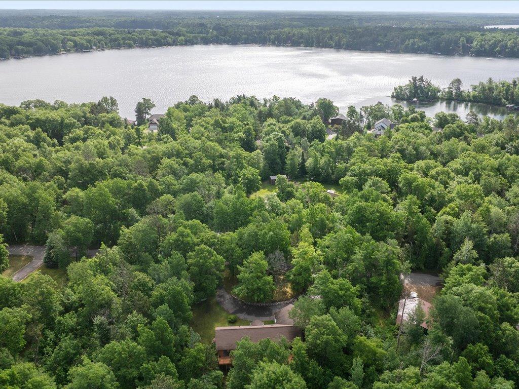 1995 single family home for sale at 8343 Timber Lane in Nisswa, MN — 3 bed, 3 bath (photo 35 of 48)