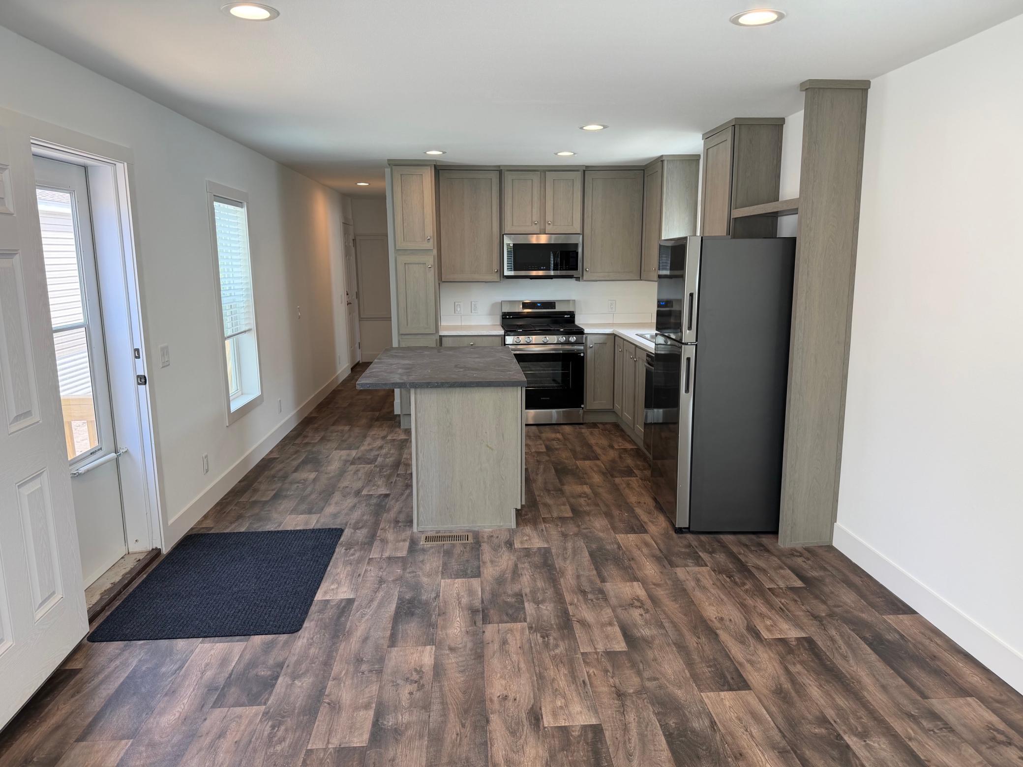 1611 6th E Avenue, Unit A5, Alexandria MN 56308 - Photo 6 of 25