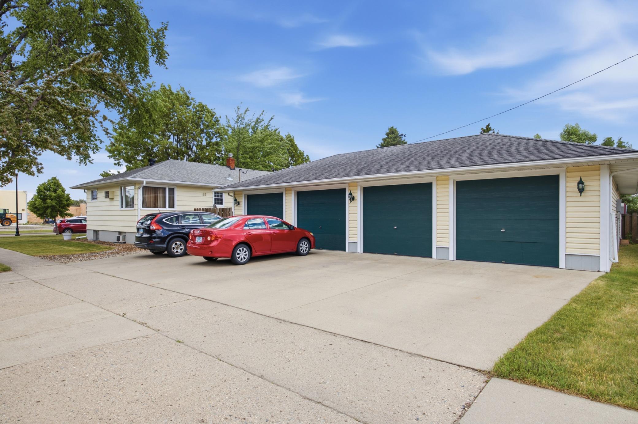 2710 N 8th Street N, Fargo ND 58102 - Photo 11 of 11