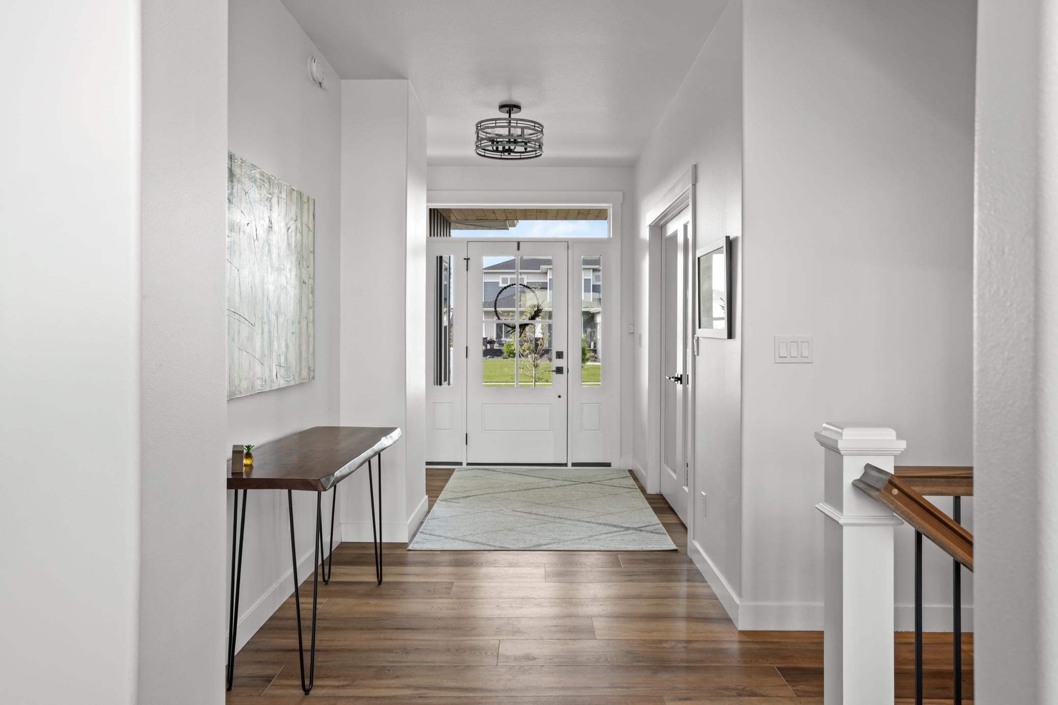 2021 single family home for sale at 2815 Rivers Bend Drive E in West Fargo, ND — 6 bed, 6 bath (photo 11 of 95)
