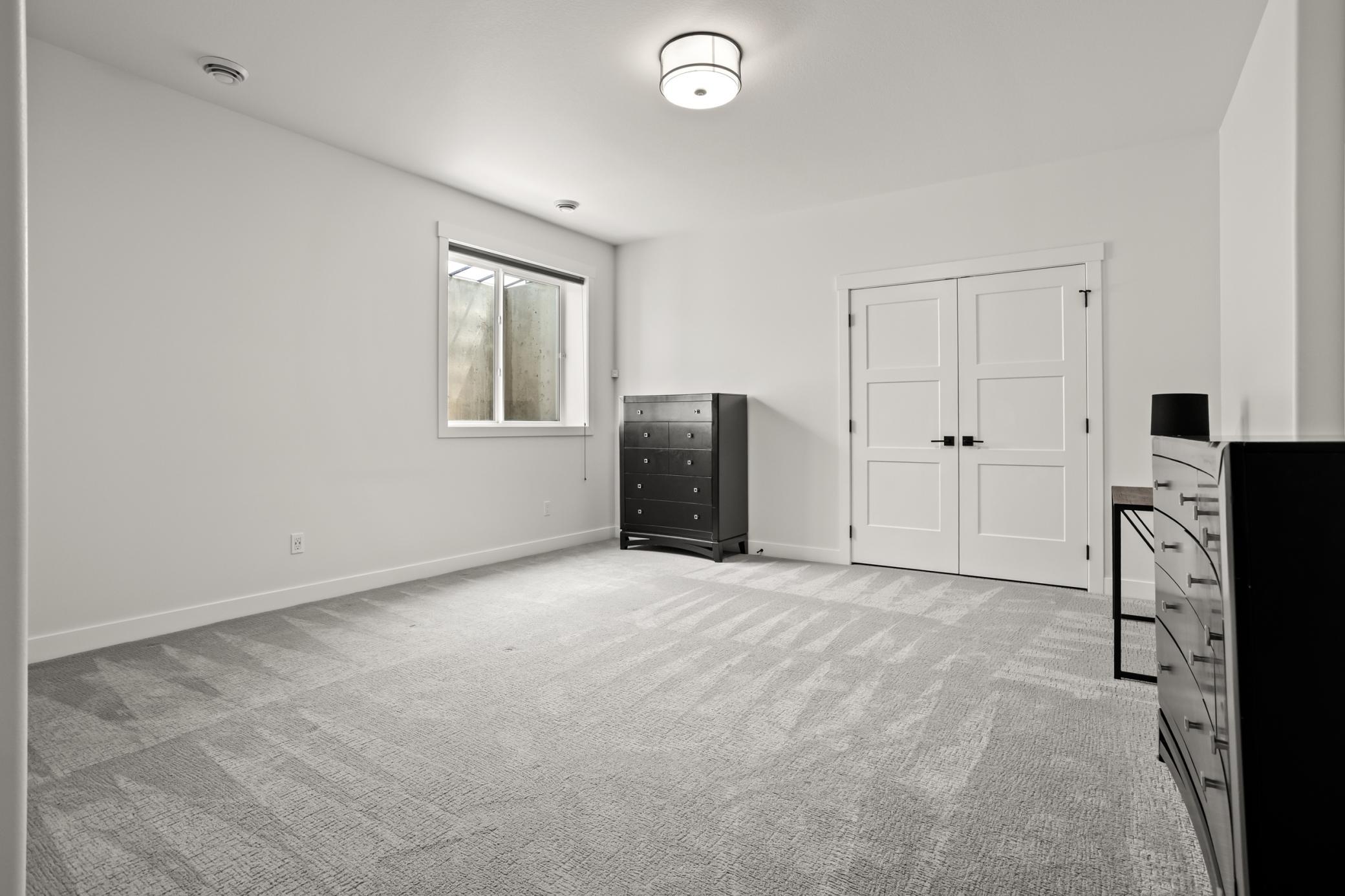 2021 single family home for sale at 2815 Rivers Bend Drive E in West Fargo, ND — 6 bed, 6 bath (photo 67 of 95)