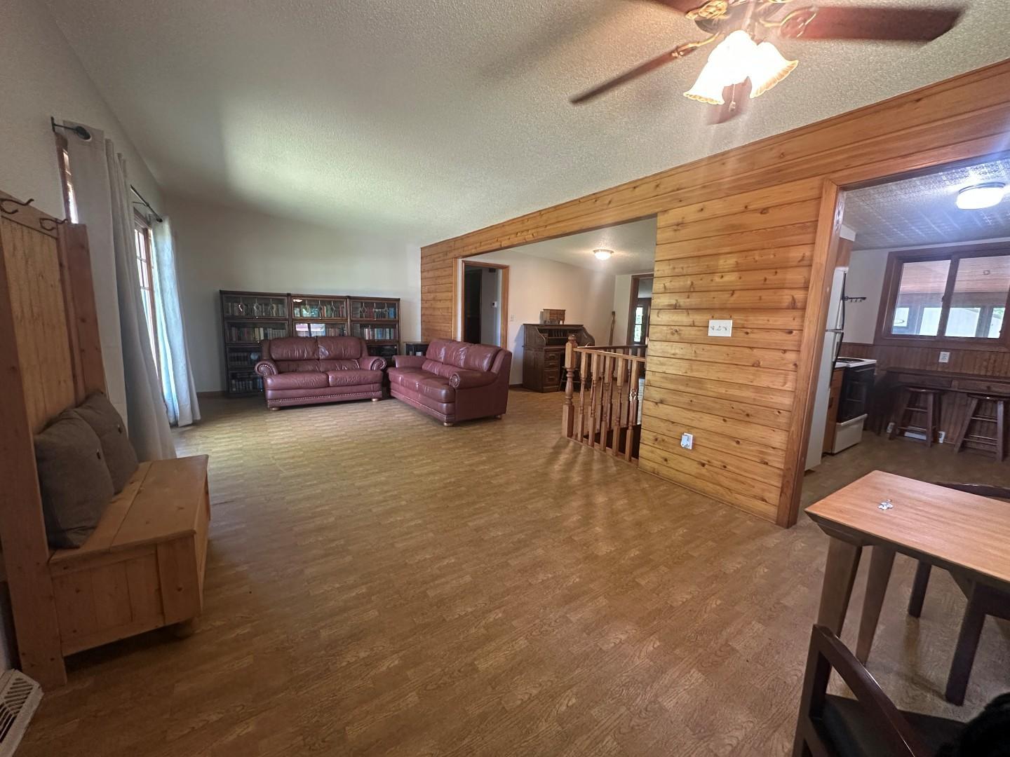 1402 N Mckay Avenue NE, Alexandria MN 56308 - Photo 15 of 25