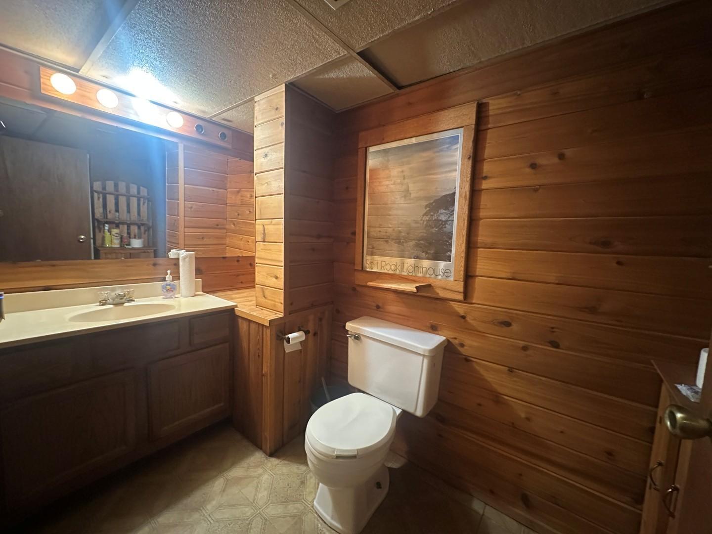 1402 N Mckay Avenue NE, Alexandria MN 56308 - Photo 19 of 25