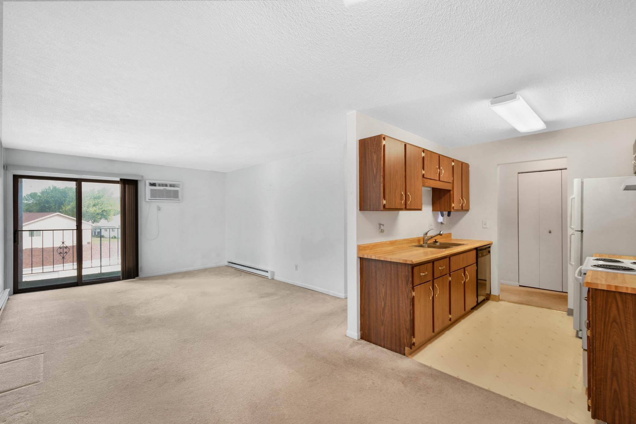 321 Prairiewood Circle S, Unit 304, Fargo ND 58103 - Photo 12 of 35