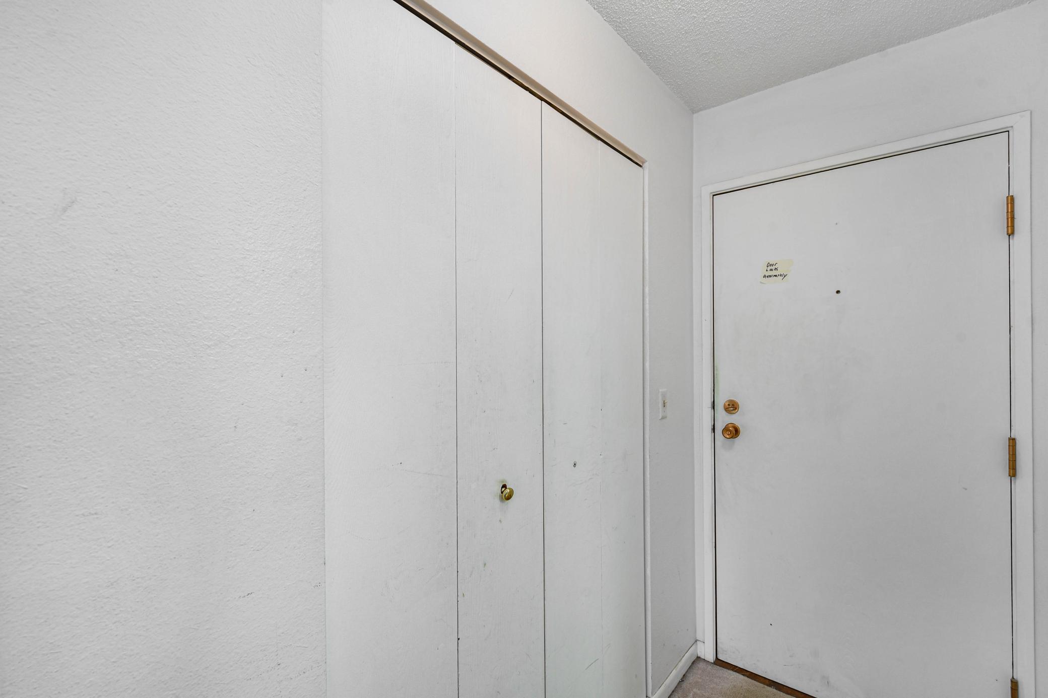 321 Prairiewood Circle S, Unit 304, Fargo ND 58103 - Photo 5 of 35
