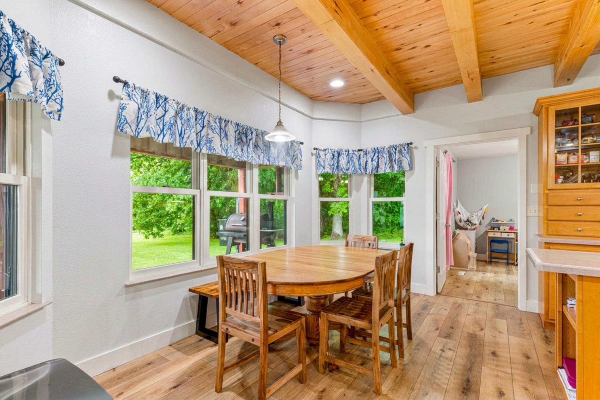 2000 single family home for sale at 25131 Franklin Lake Road in Pelican Rapids, MN — 4 bed, 4 bath (photo 31 of 75)