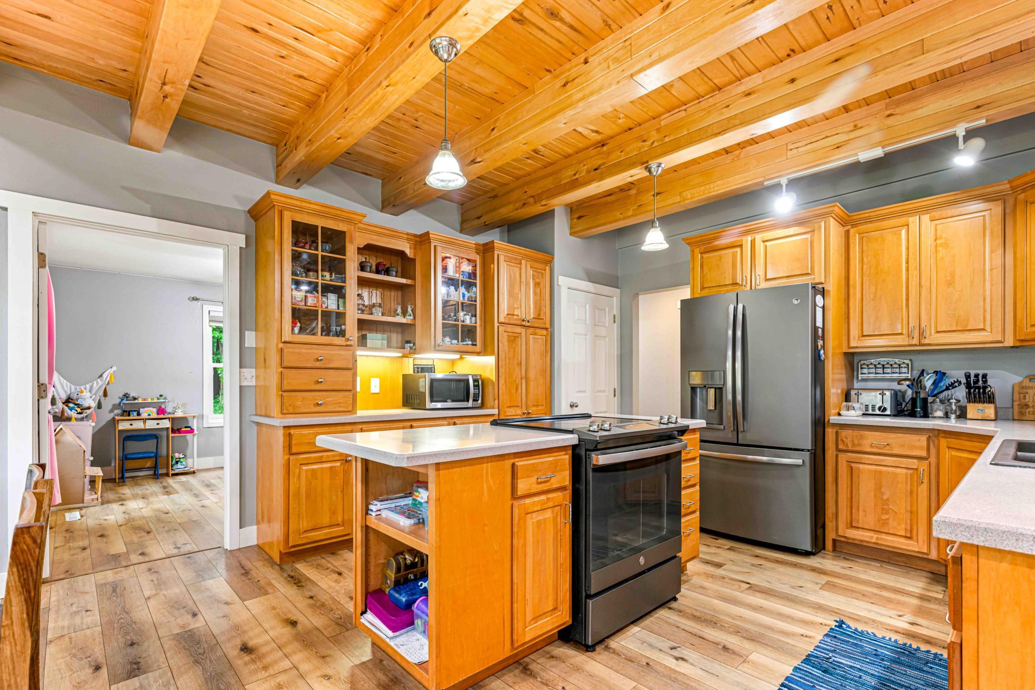 2000 single family home for sale at 25131 Franklin Lake Road in Pelican Rapids, MN — 4 bed, 4 bath (photo 34 of 75)