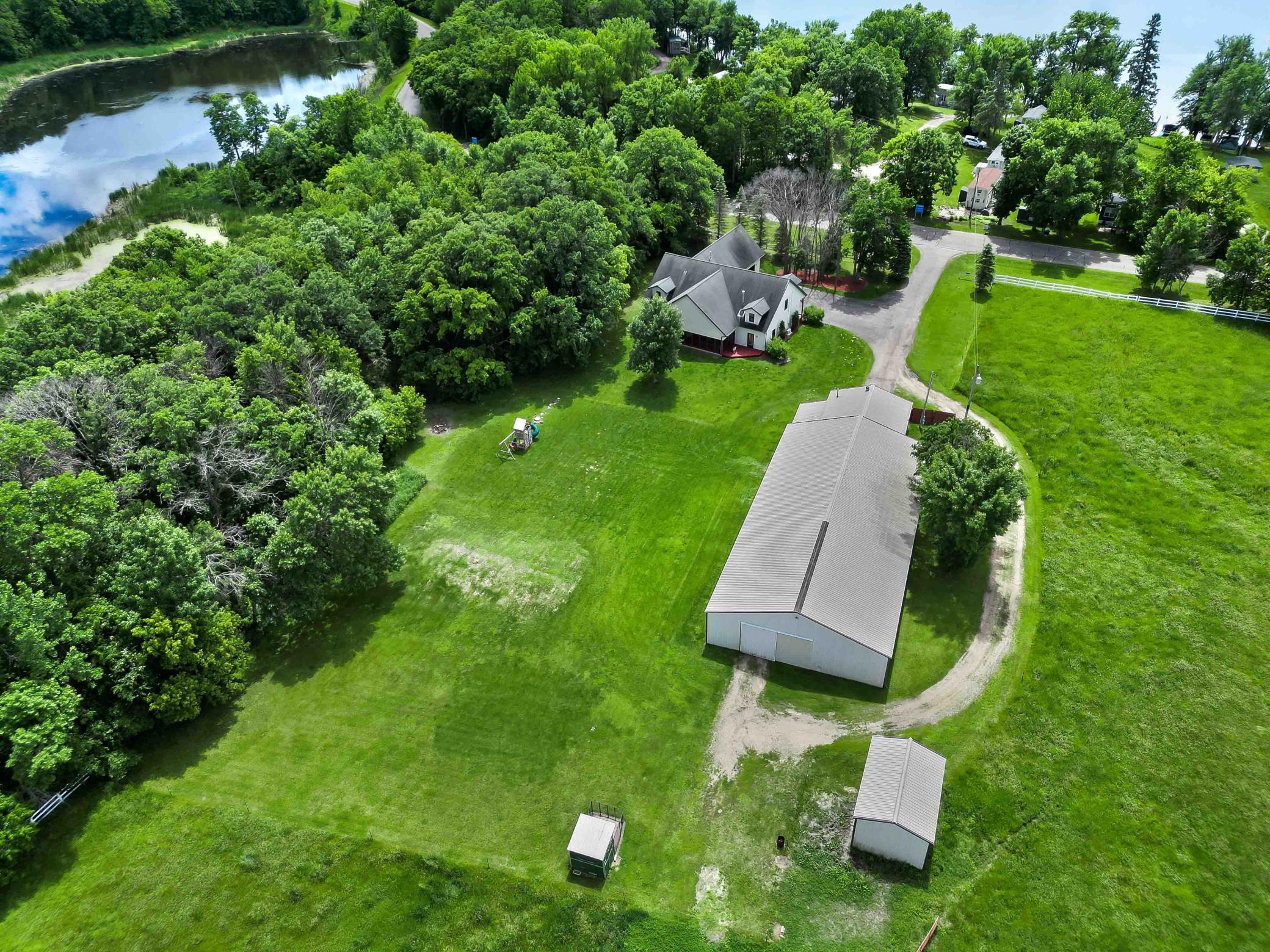2000 single family home for sale at 25131 Franklin Lake Road in Pelican Rapids, MN — 4 bed, 4 bath (photo 64 of 75)