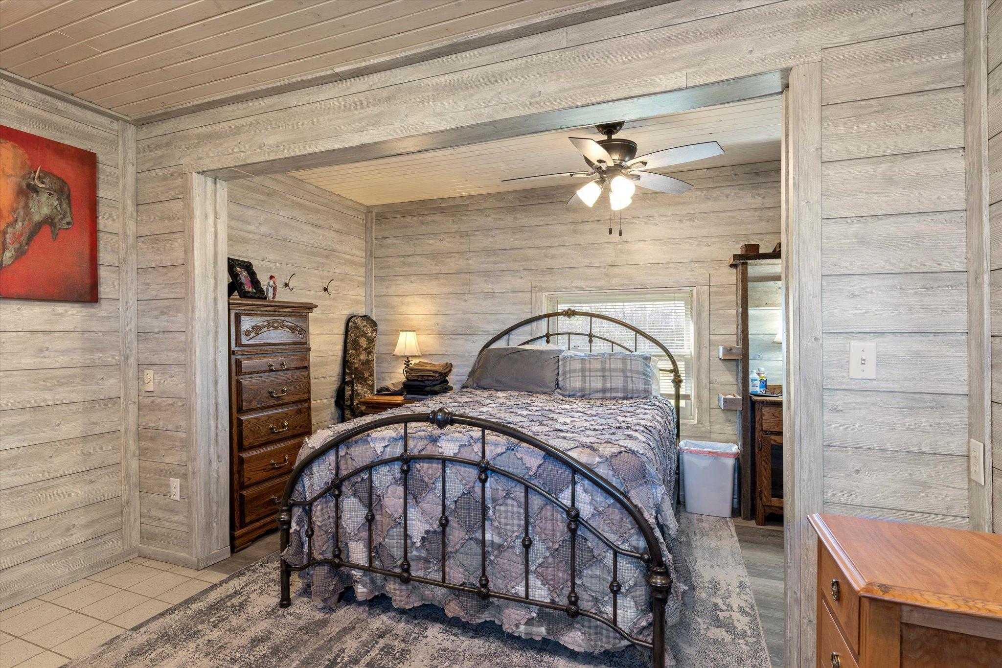 1900 single family home for sale at 44357 Red Oak Road in Staples, MN — 4 bed, 5 bath (photo 15 of 39)