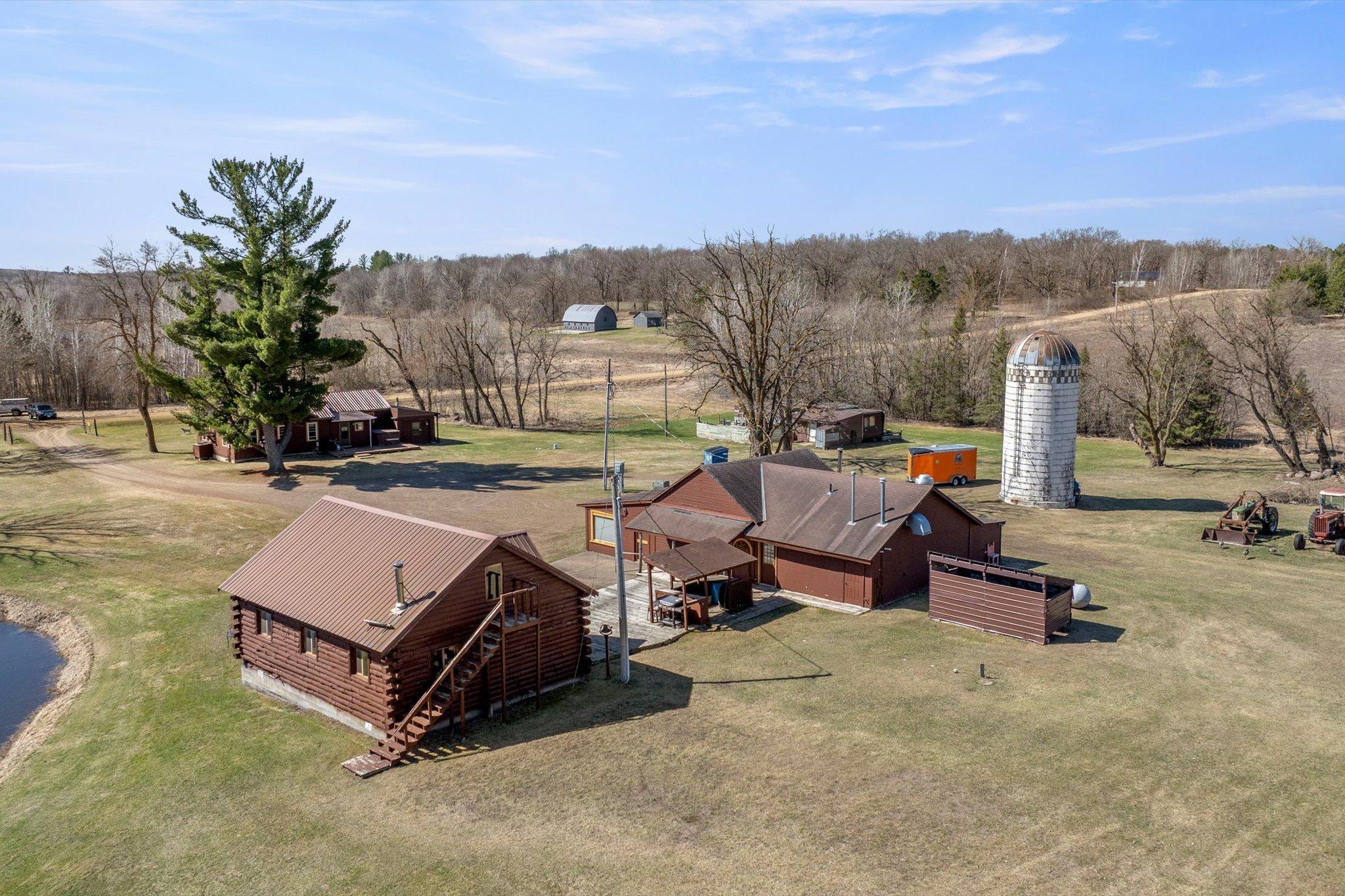 1900 single family home for sale at 44357 Red Oak Road in Staples, MN — 4 bed, 5 bath (photo 17 of 39)