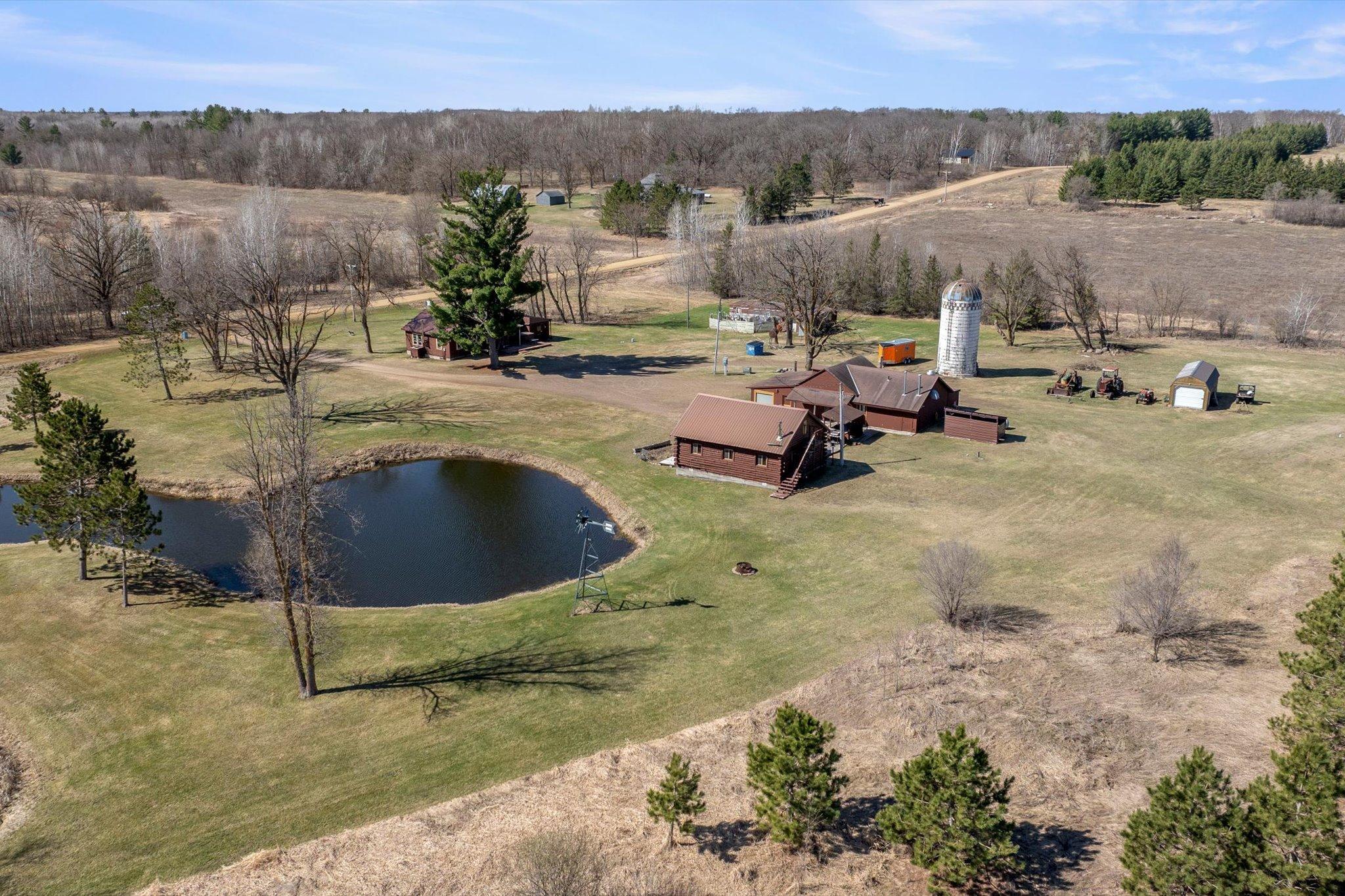 1900 single family home for sale at 44357 Red Oak Road in Staples, MN — 4 bed, 5 bath (photo 3 of 39)