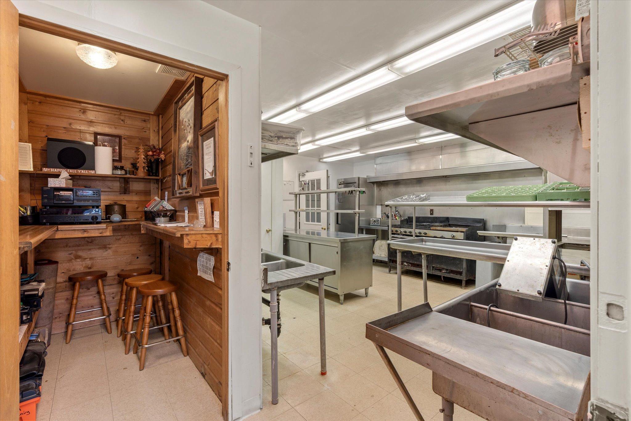 1900 single family home for sale at 44357 Red Oak Road in Staples, MN — 4 bed, 5 bath (photo 30 of 39)