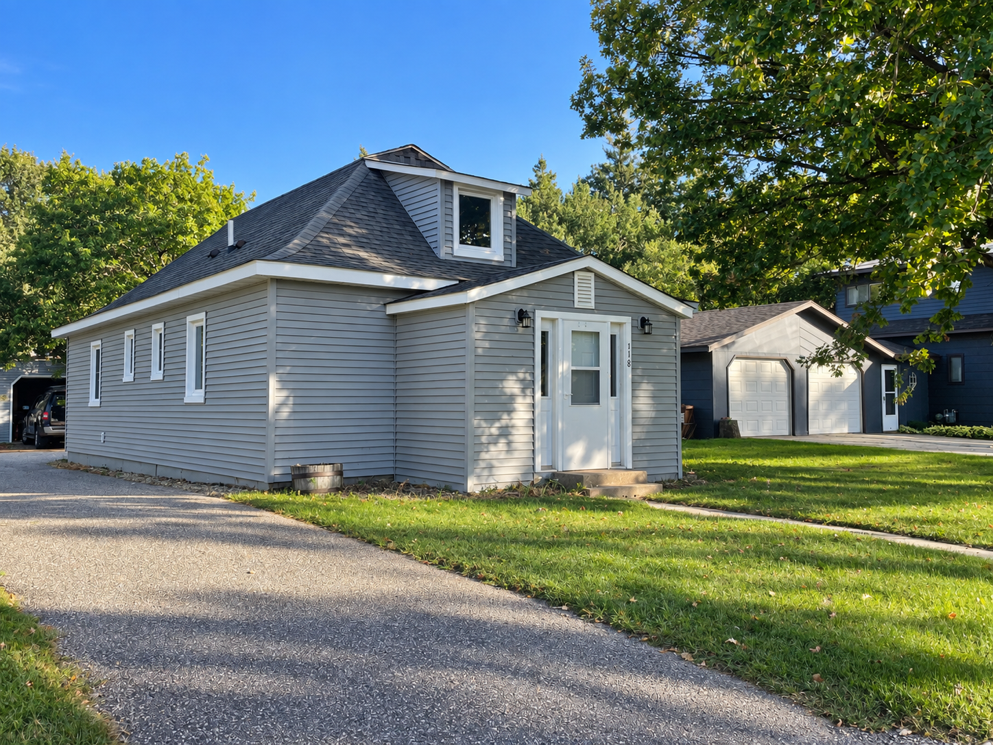 1920 single family home for sale at 118 Tousley Avenue N in New York Mills, MN — 3 bed, 2 bath (photo 3 of 23)