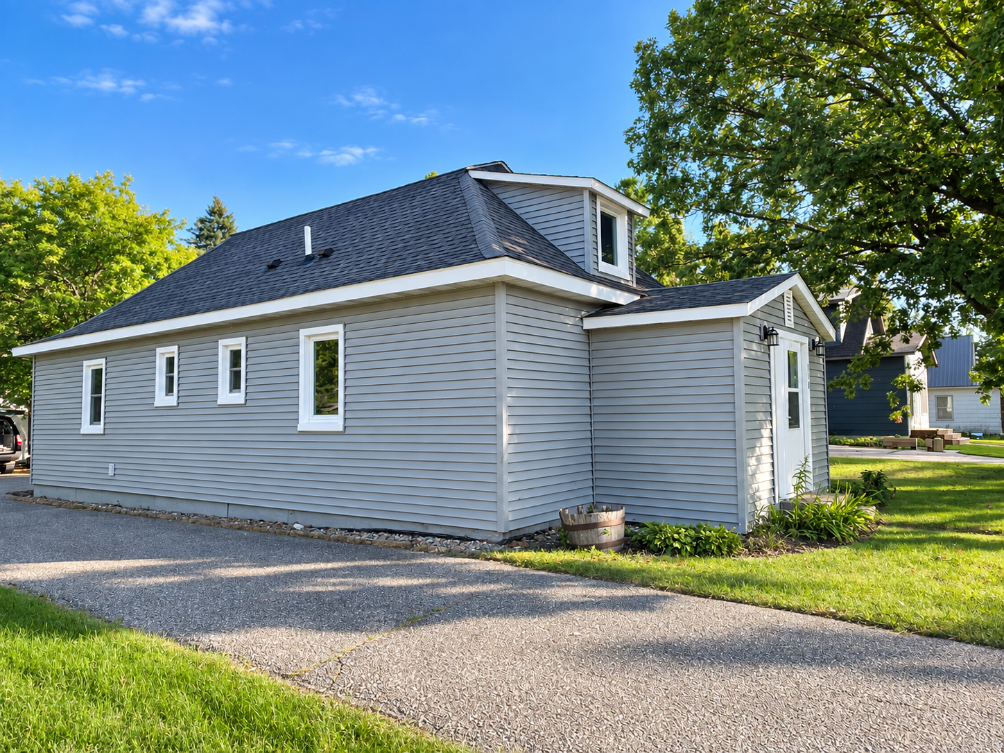 1920 single family home for sale at 118 Tousley Avenue N in New York Mills, MN — 3 bed, 2 bath (photo 4 of 23)