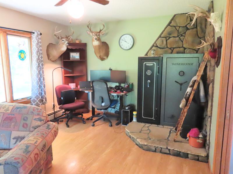 14920 140th Avenue NE, Thief River Falls MN 56701 - Photo 4 of 27