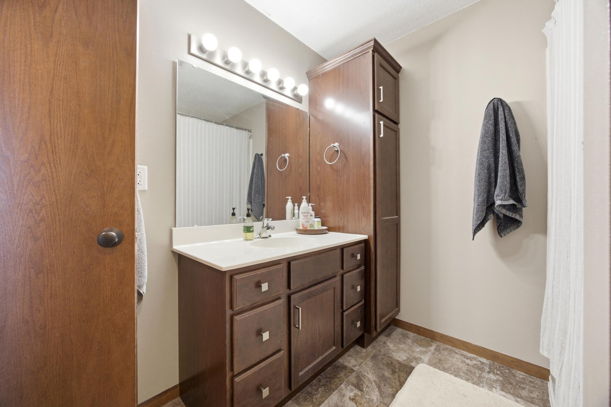 2151 Admiral W Drive, West Fargo ND 58078 - Photo 15 of 25