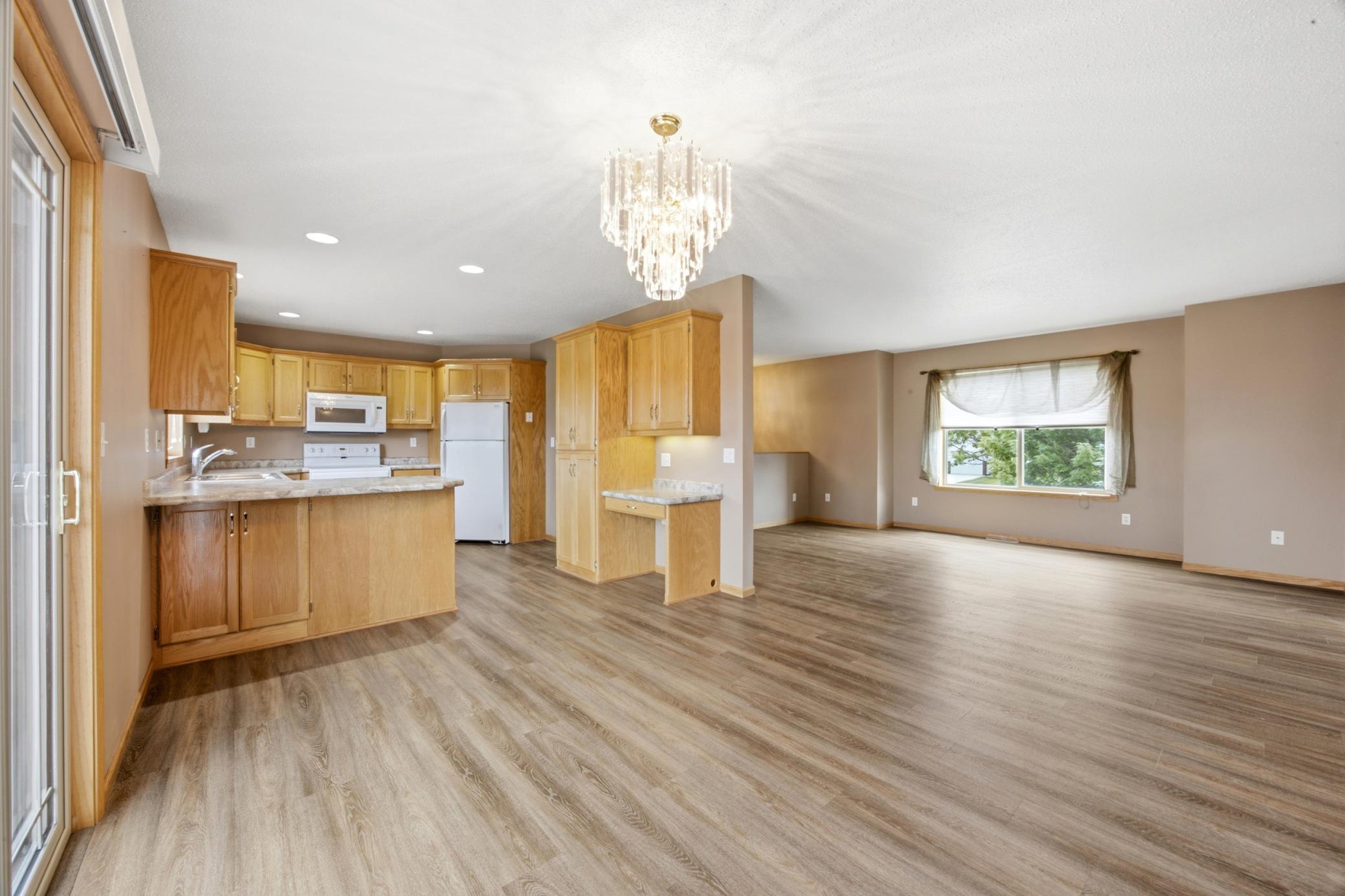 1534 Woodridge Lane, West Fargo ND 58078 - Photo 10 of 34