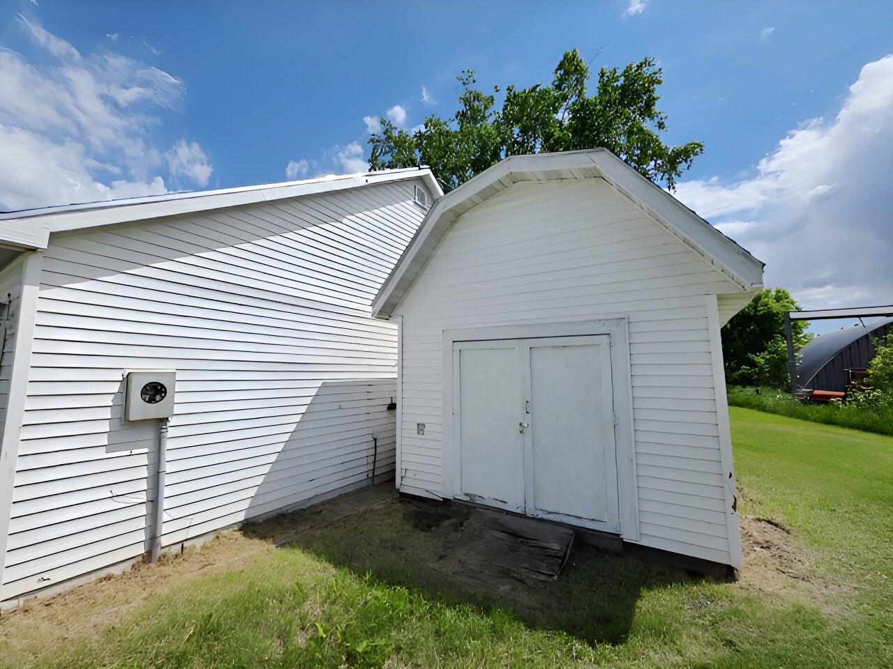 25924 185th Avenue SW, Crookston MN 56716 - Photo 20 of 28